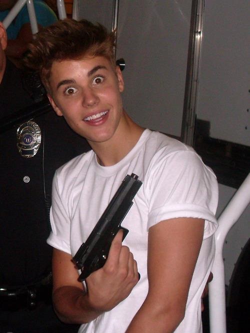 Justin Bieber se ha comprado una pistola