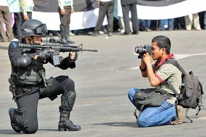 Reporteros que se juegan la vida por una foto