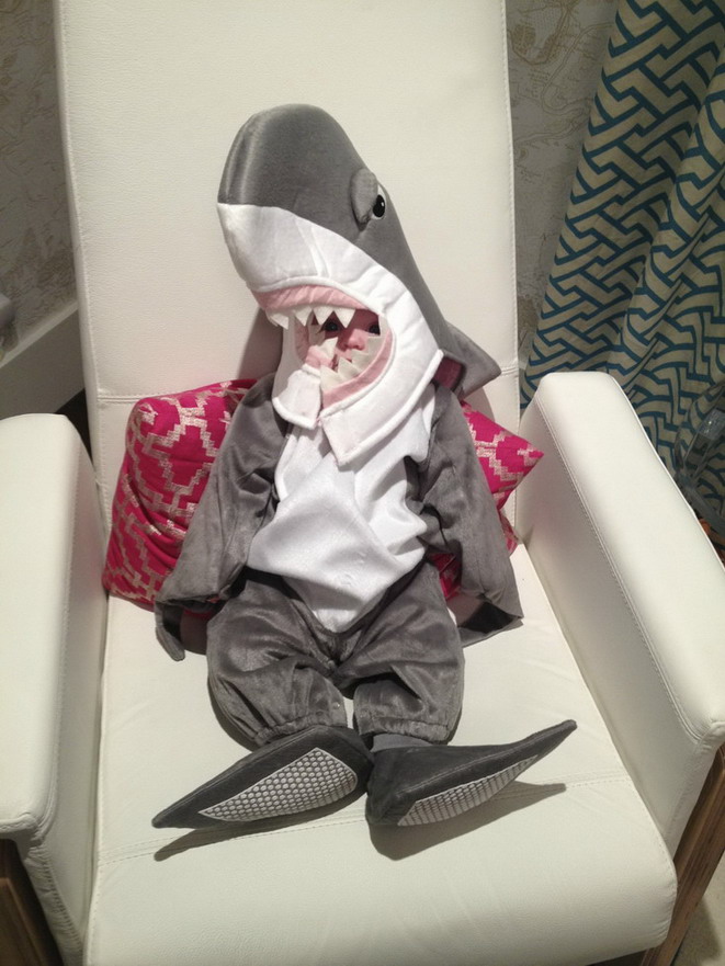 Disfraz de tiburón para niño