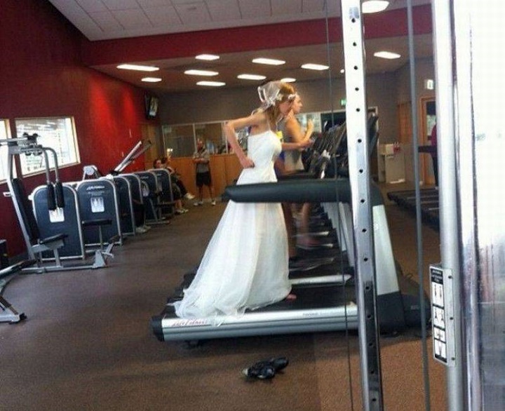 novia poniendose en forma