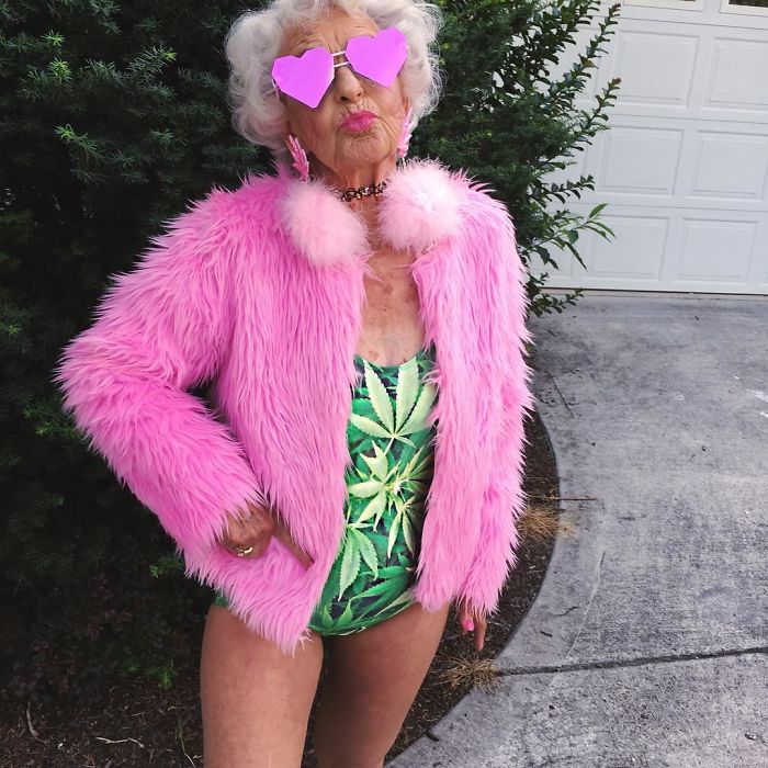 abuela molona 1