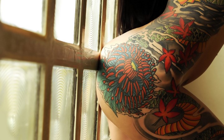 mujeres tatuadas 1