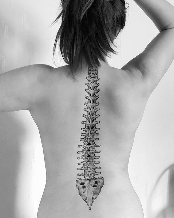 tatuaje-columna-vertebral