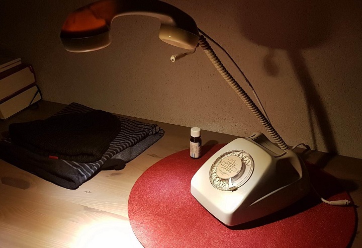 lampara-telefono-antiguo